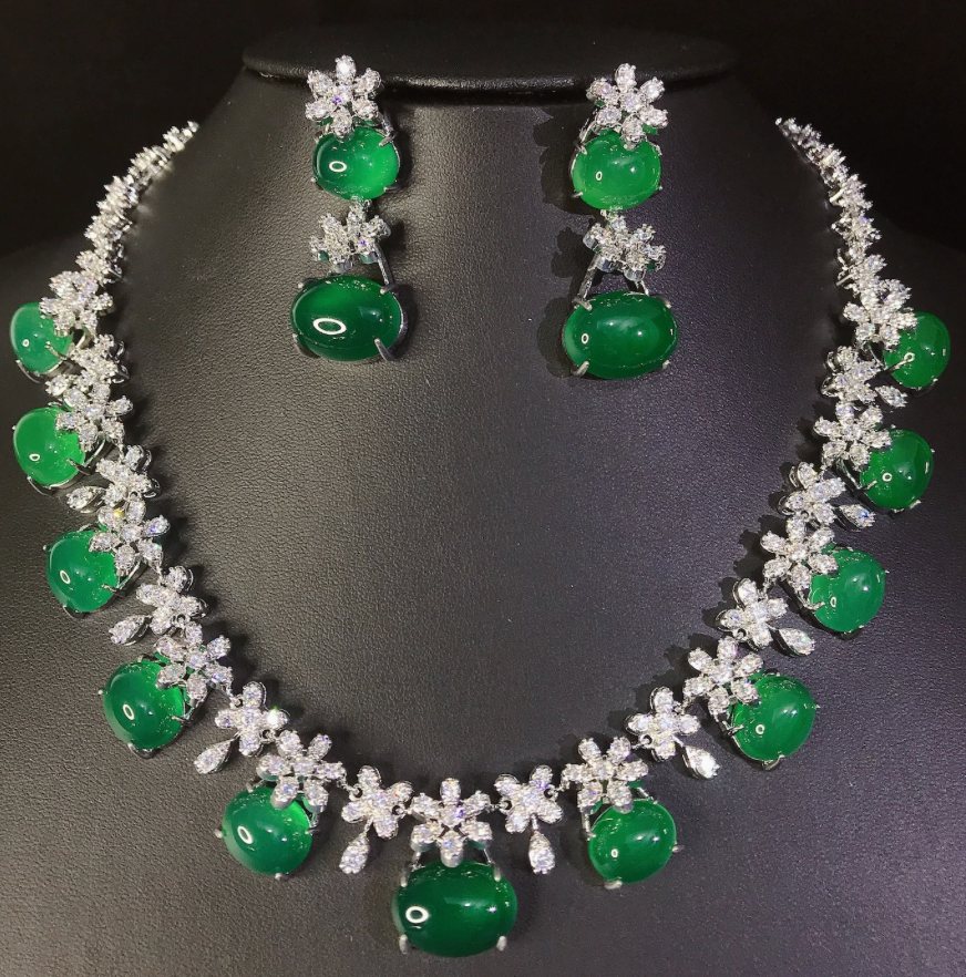 Green Gem Flower Zircon Necklace-Earring Set — Bridal Gown