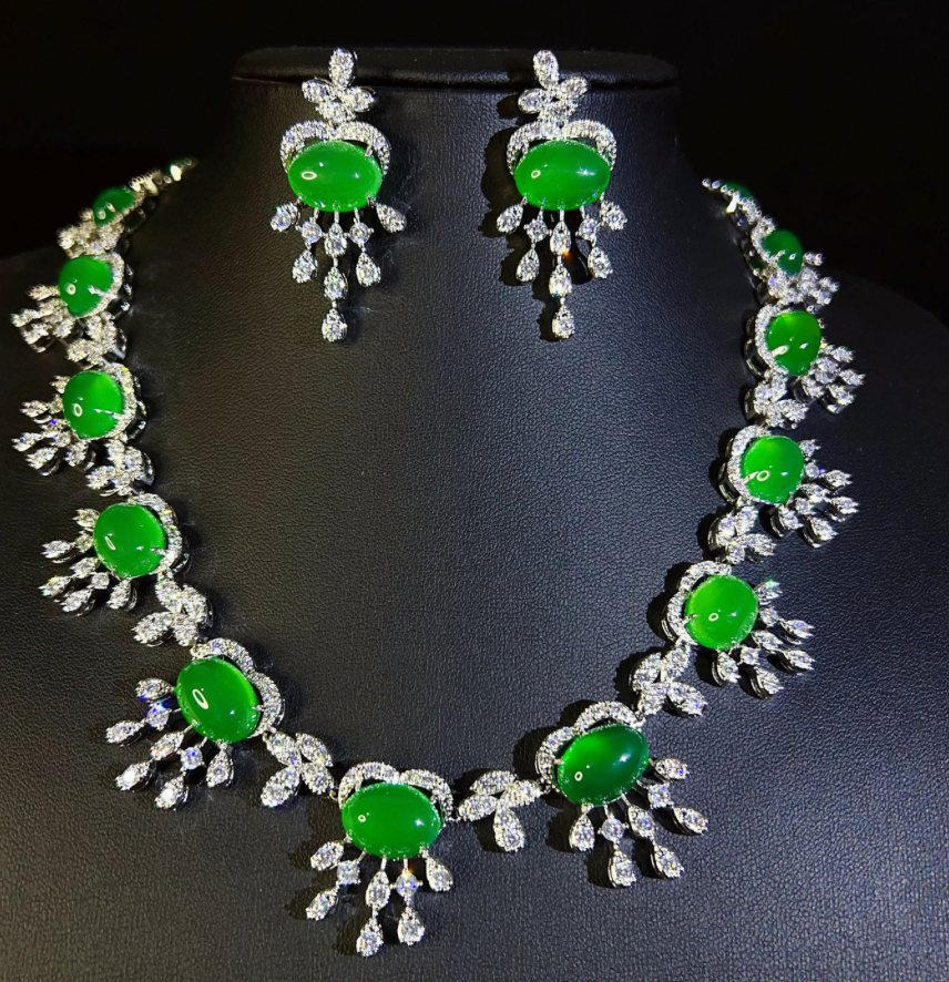 Retro Green Gem Necklace-Earring Set — Agate Zircon Banquet