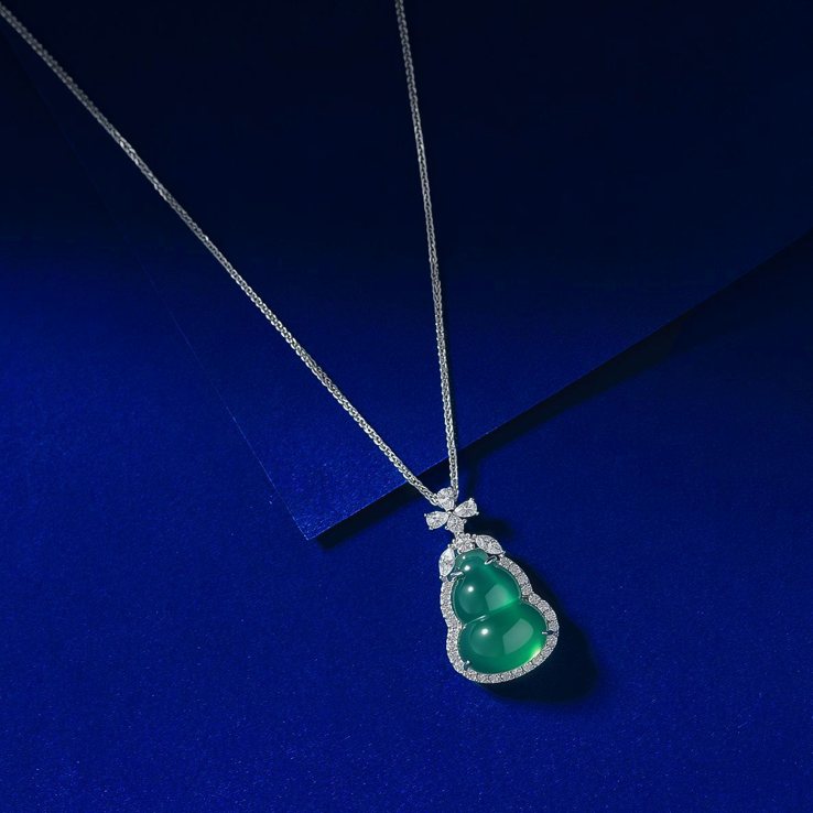 S925 Silver Chalcedony Gourd Pendant Necklace — Fortune Gourd